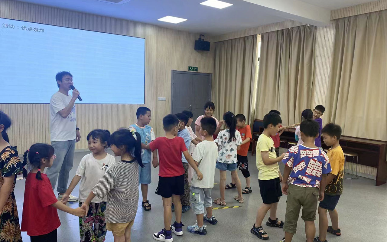 石阡龙观乡中心学校