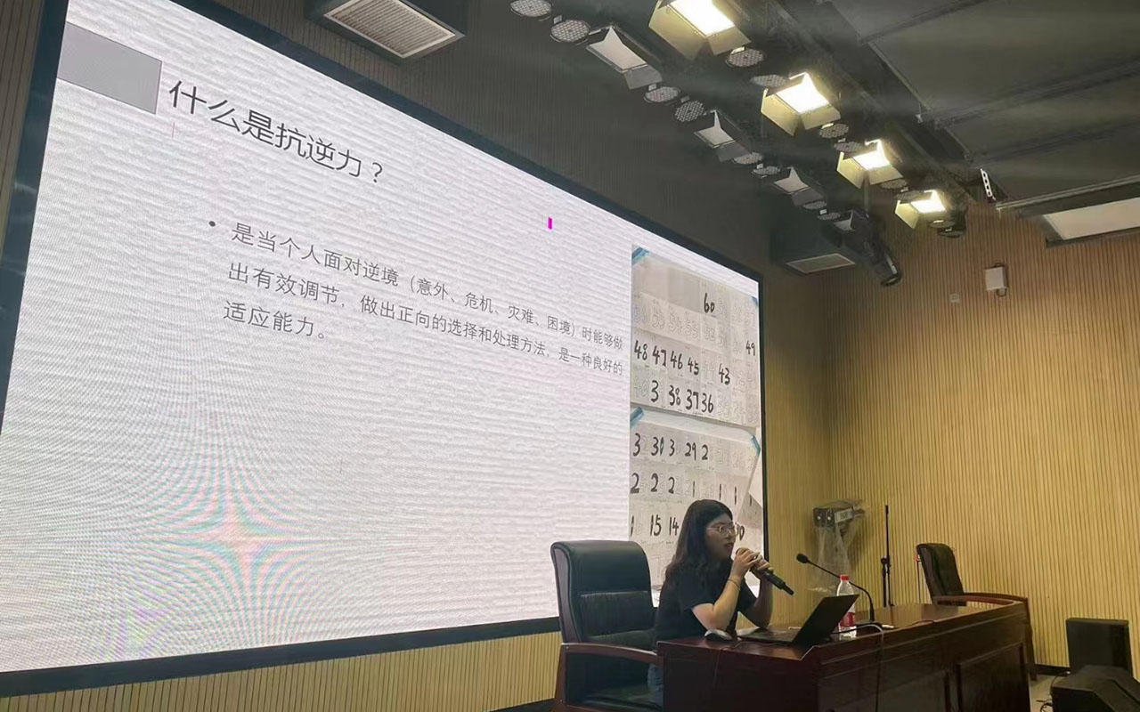 石阡董玉娣中学